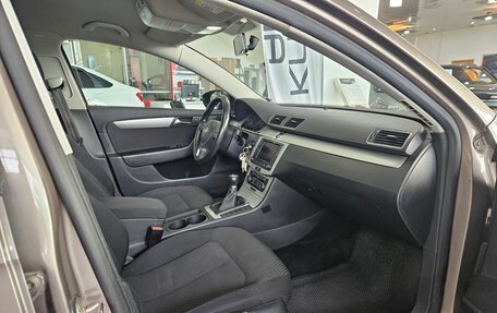 Volkswagen Passat B7, 2011 год, 1 110 000 рублей, 22 фотография