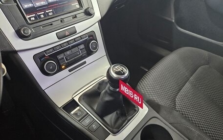 Volkswagen Passat B7, 2011 год, 1 110 000 рублей, 21 фотография