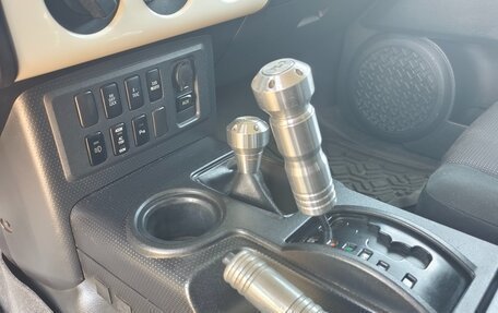 Toyota FJ Cruiser, 2008 год, 3 100 000 рублей, 8 фотография