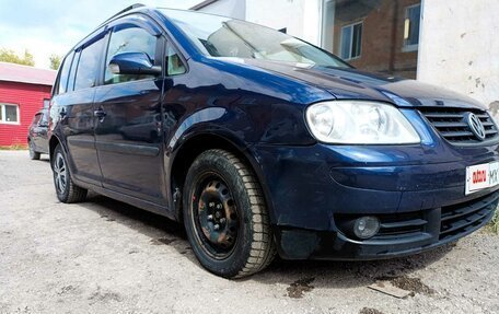 Volkswagen Touran III, 2004 год, 350 000 рублей, 9 фотография