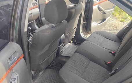 Toyota Avensis III рестайлинг, 2004 год, 485 000 рублей, 6 фотография