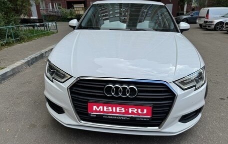 Audi A3, 2018 год, 1 600 000 рублей, 15 фотография