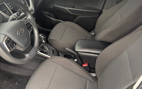 Hyundai Solaris II рестайлинг, 2020 год, 1 530 000 рублей, 8 фотография