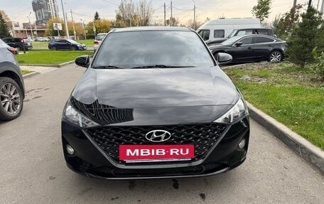 Hyundai Solaris II рестайлинг, 2020 год, 1 530 000 рублей, 2 фотография
