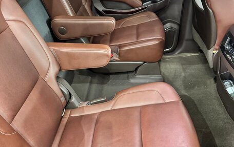 Chevrolet Tahoe IV, 2016 год, 4 950 000 рублей, 23 фотография