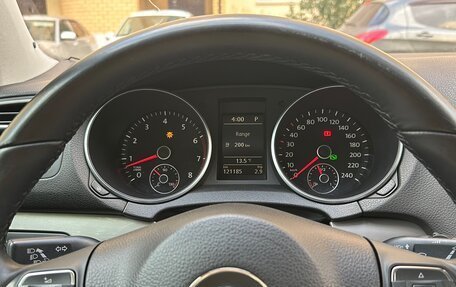 Volkswagen Golf VI, 2010 год, 800 000 рублей, 2 фотография