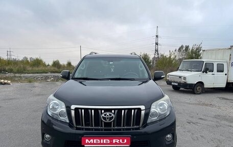 Toyota Land Cruiser Prado 150 рестайлинг 2, 2010 год, 3 100 000 рублей, 5 фотография