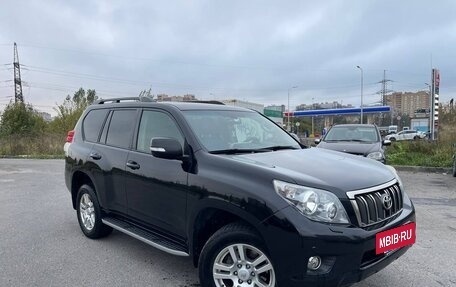 Toyota Land Cruiser Prado 150 рестайлинг 2, 2010 год, 3 100 000 рублей, 2 фотография