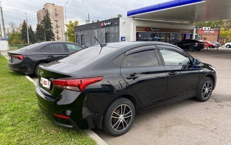 Hyundai Solaris II рестайлинг, 2018 год, 1 200 000 рублей, 5 фотография