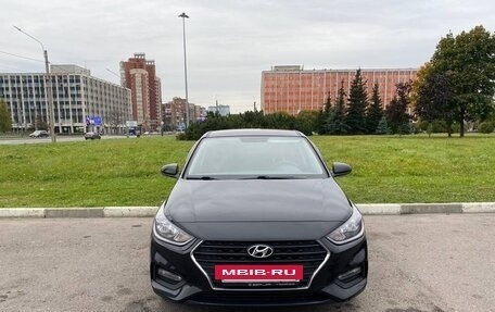 Hyundai Solaris II рестайлинг, 2018 год, 1 200 000 рублей, 3 фотография