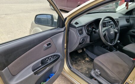 KIA Rio II, 2010 год, 650 000 рублей, 11 фотография