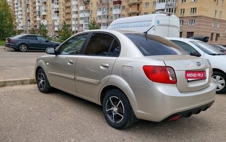 KIA Rio II, 2010 год, 650 000 рублей, 6 фотография
