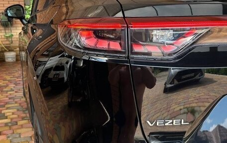 Honda Vezel, 2021 год, 2 650 000 рублей, 10 фотография