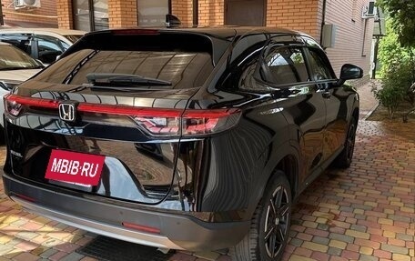 Honda Vezel, 2021 год, 2 650 000 рублей, 8 фотография