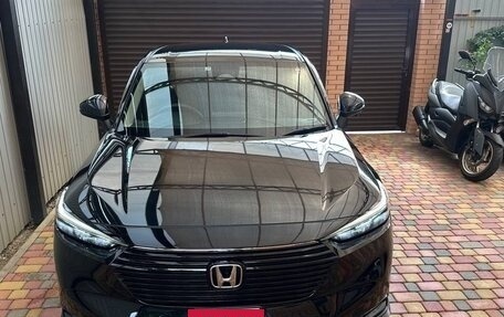 Honda Vezel, 2021 год, 2 650 000 рублей, 2 фотография