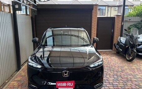 Honda Vezel, 2021 год, 2 650 000 рублей, 3 фотография