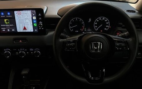 Honda Vezel, 2021 год, 2 650 000 рублей, 25 фотография