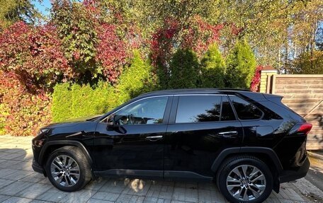 Toyota RAV4, 2020 год, 3 395 000 рублей, 3 фотография