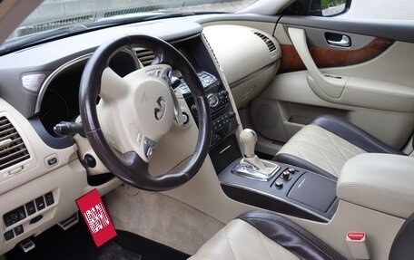 Infiniti QX70, 2015 год, 2 000 000 рублей, 12 фотография