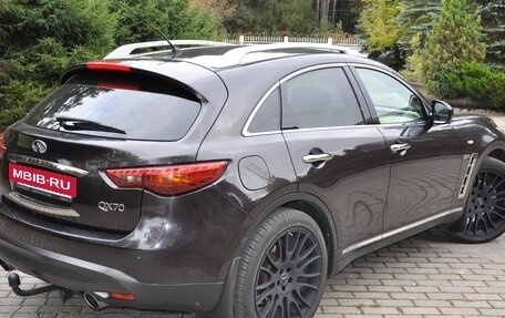 Infiniti QX70, 2015 год, 2 000 000 рублей, 6 фотография