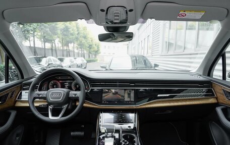 Audi Q7, 2025 год, 10 667 000 рублей, 9 фотография