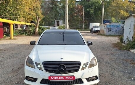 Mercedes-Benz E-Класс, 2011 год, 1 250 000 рублей, 2 фотография
