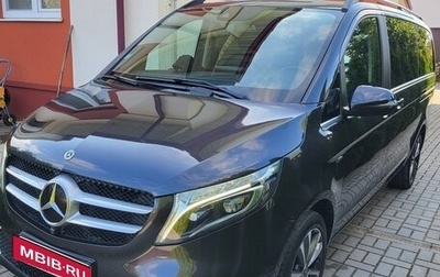 Mercedes-Benz V-Класс, 2019 год, 5 699 000 рублей, 1 фотография