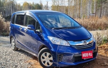 Honda Freed I, 2014 год, 1 190 000 рублей, 2 фотография