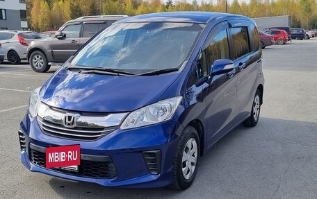 Honda Freed I, 2014 год, 1 190 000 рублей, 8 фотография