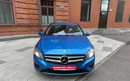 Mercedes-Benz A-Класс, 2013 год, 1 345 000 рублей, 2 фотография