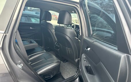 Hyundai Santa Fe IV, 2018 год, 2 680 000 рублей, 12 фотография