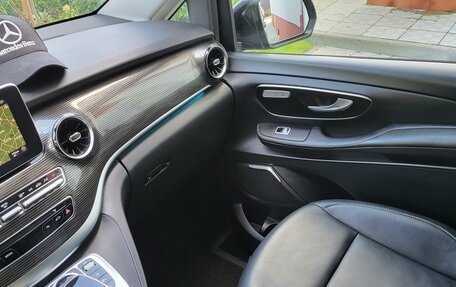Mercedes-Benz V-Класс, 2019 год, 5 699 000 рублей, 18 фотография