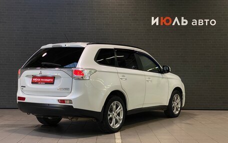 Mitsubishi Outlander III рестайлинг 3, 2014 год, 1 340 000 рублей, 5 фотография