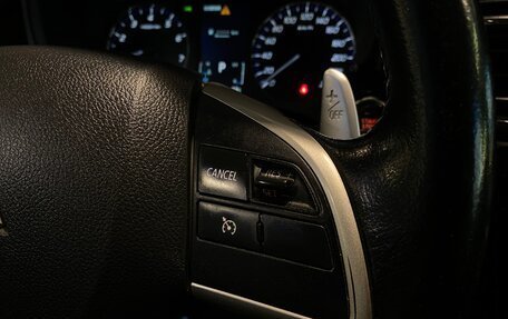 Mitsubishi Outlander III рестайлинг 3, 2014 год, 1 340 000 рублей, 19 фотография
