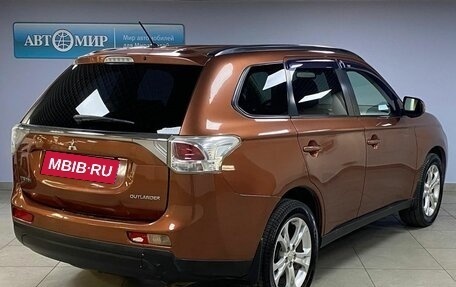 Mitsubishi Outlander III рестайлинг 3, 2013 год, 1 172 000 рублей, 5 фотография