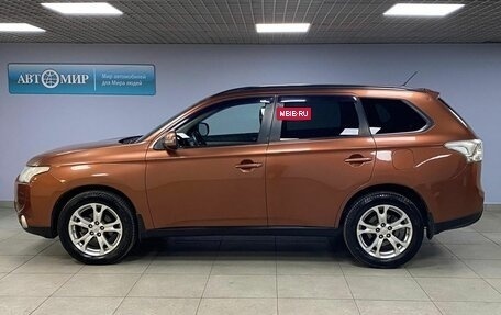 Mitsubishi Outlander III рестайлинг 3, 2013 год, 1 172 000 рублей, 8 фотография