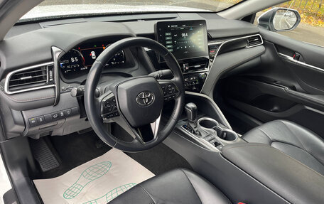 Toyota Camry, 2022 год, 3 179 000 рублей, 9 фотография