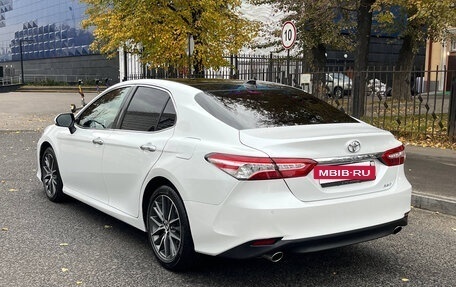 Toyota Camry, 2022 год, 3 179 000 рублей, 6 фотография