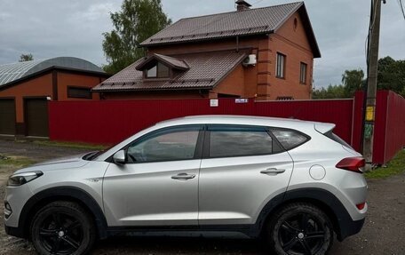 Hyundai Tucson III, 2016 год, 1 750 000 рублей, 8 фотография