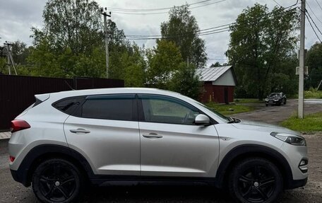 Hyundai Tucson III, 2016 год, 1 750 000 рублей, 5 фотография