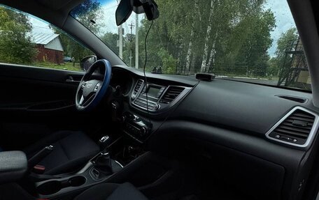 Hyundai Tucson III, 2016 год, 1 750 000 рублей, 9 фотография