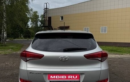 Hyundai Tucson III, 2016 год, 1 750 000 рублей, 3 фотография