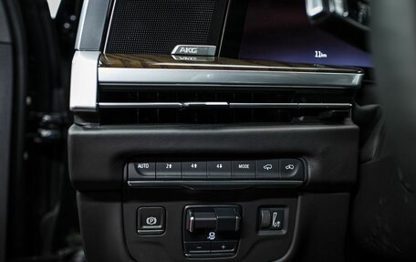 Cadillac Escalade V, 2025 год, 23 480 000 рублей, 11 фотография