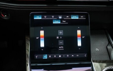 Cadillac Escalade V, 2025 год, 23 480 000 рублей, 28 фотография