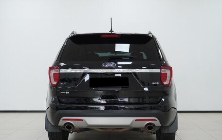 Ford Explorer VI, 2017 год, 2 430 000 рублей, 4 фотография