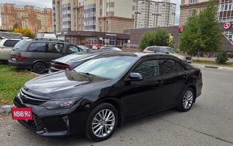 Toyota Camry, 2017 год, 2 150 000 рублей, 2 фотография