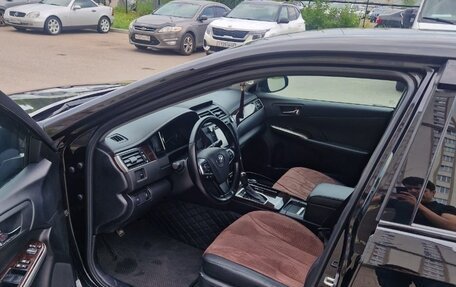 Toyota Camry, 2017 год, 2 150 000 рублей, 10 фотография