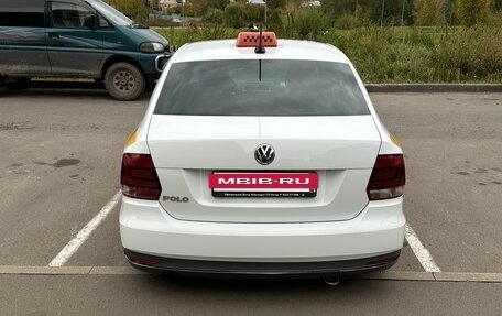 Volkswagen Polo VI (EU Market), 2019 год, 940 000 рублей, 2 фотография