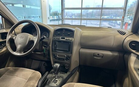Hyundai Santa Fe III рестайлинг, 2004 год, 675 000 рублей, 8 фотография