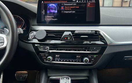 BMW 5 серия, 2018 год, 2 850 000 рублей, 11 фотография